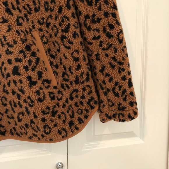 Ampersand Pullover Fleece - Picture 4 of 10